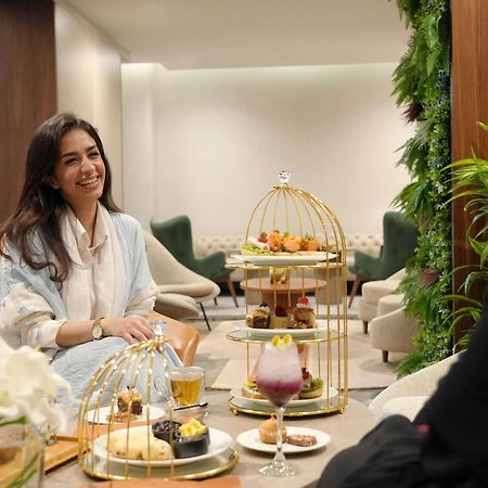 Swissotel Living Jeddah Luaran gambar The Lounge at the airport