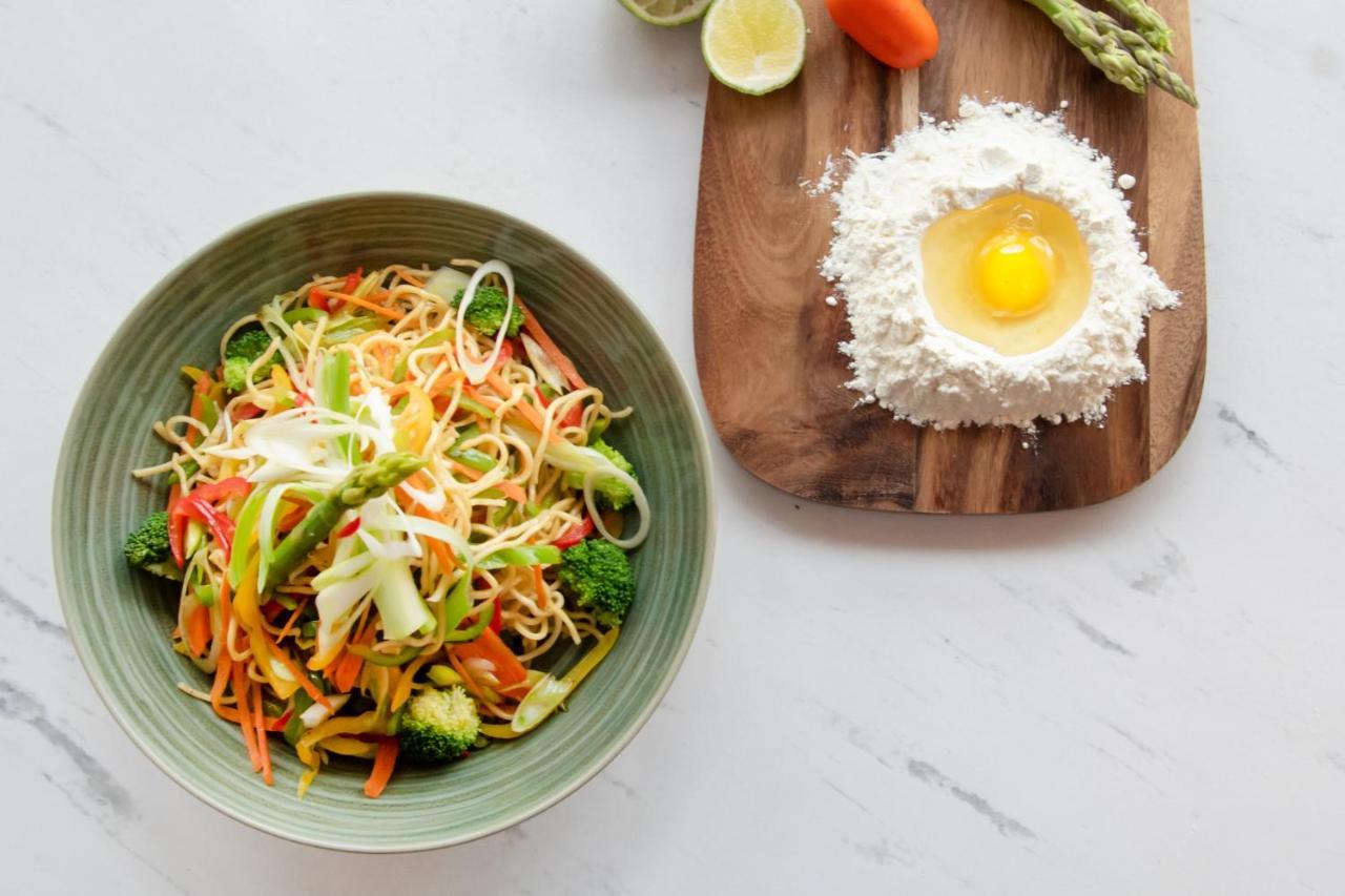 Swissotel Living Jeddah Luaran gambar Egg foo young